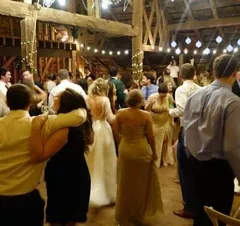 Erin & Stephen, A Clear Vision at Blenheim Hill Farm