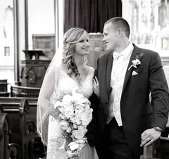 Julie & Tom, The Fullest Dance Floor at The Chateau