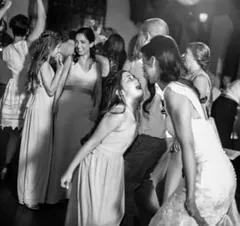 Monica & Timothy, A Tivoli Wedding At Murrays