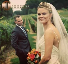 Rachel & Andrew, A Custom Playlist at Benmarl Winery
