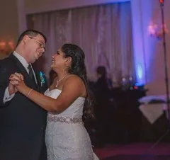 Stephanie & Lee, A Funny Grand Entrance at the Grandview